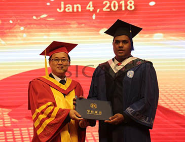 Dalian Medical University Passing Ceremony 