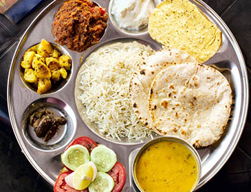 ukraine medical acadamy Indian food 